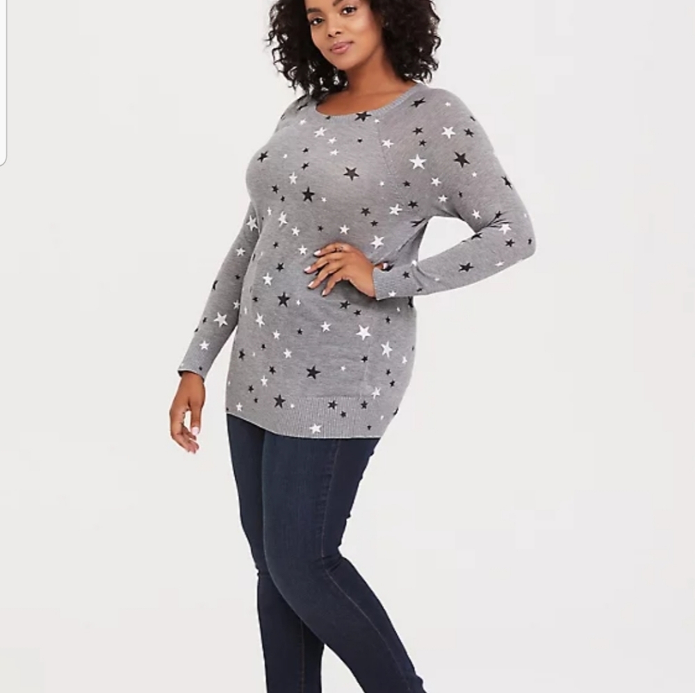 Torrid 00 GREY STAR PULLOVER SWEATER NWT - Picture 3 of 5
